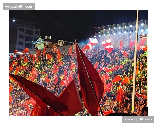 网红达人助阵村 BA 环江非遗打铁花燃爆夏夜